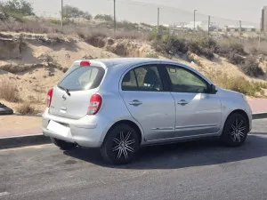 2015 نيسان ميكرا Acenta Connect