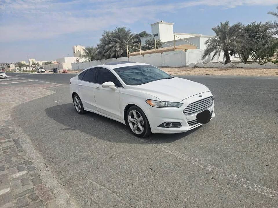 2014 فورد فيجن SE