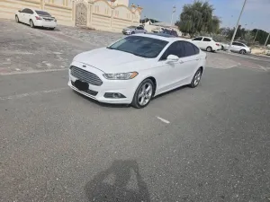 2014 فورد فيجن SE