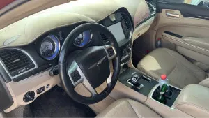 2015 كرايسلر ٣٠٠ Touring L