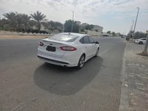 2014 فورد فيجن SE
