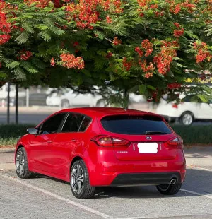 2015 كيا سيراتو GT