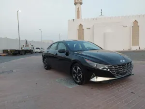 2021 هيونداي النترا Limited