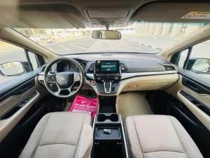 2020 هوندا أوديسي EX