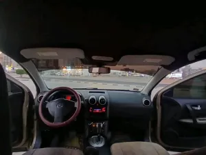 2008 نيسان قاشقاي SE