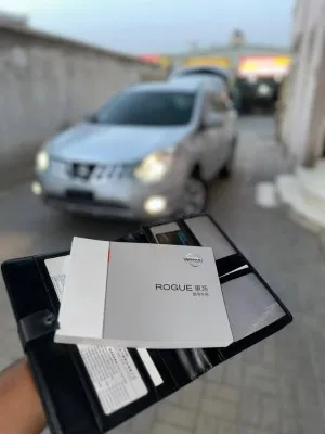 2014 نيسان روج SL