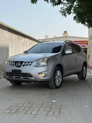 2014 نيسان روج SL