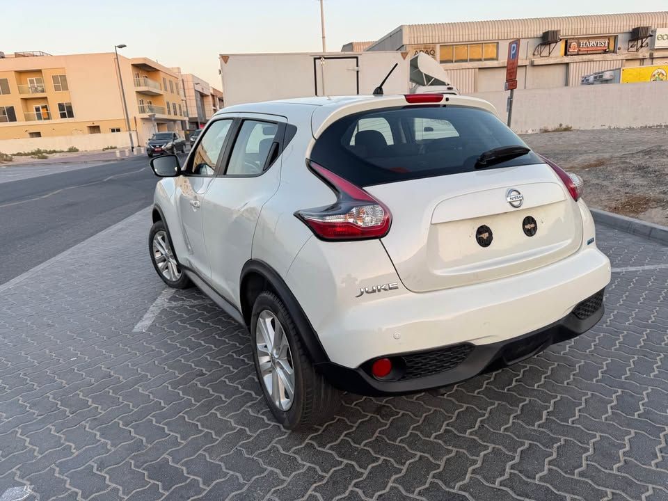 2016 نيسان جوك S