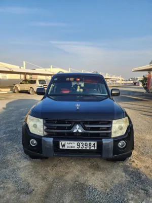 2008 ميتسوبيشي باجيرو GLX