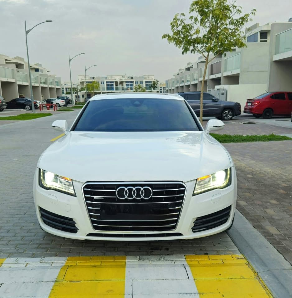 2013 اودي آي ٧ Premium Plus