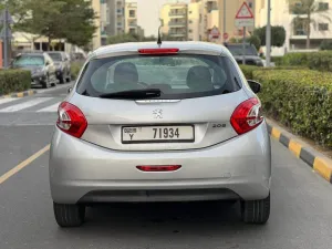 2015 بيجو ٢٠٨ Allure Premium