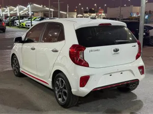 2019 كيا بيكانتو X-Line