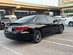 2015 تويوتا كامري S