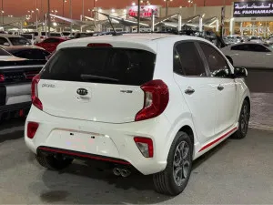 2019 كيا بيكانتو X-Line