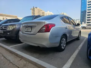 2014 نيسان صني S
