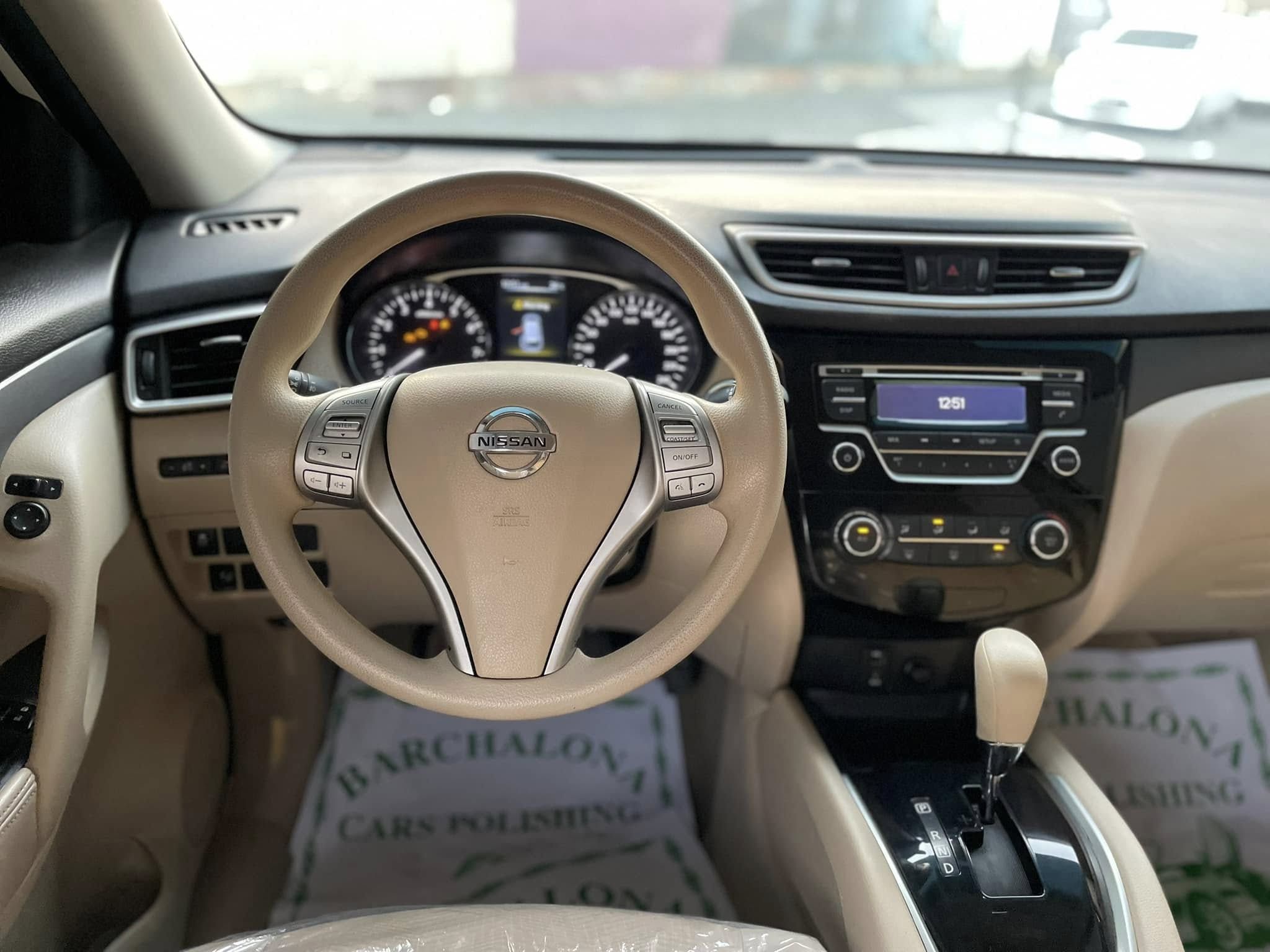 2015 نيسان اكس تريل S