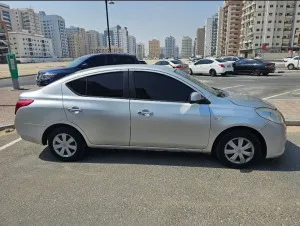 2014 نيسان صني S