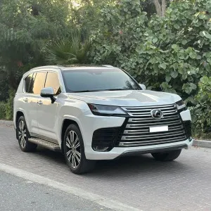 2023 لكزس ال اكس ٦٠٠ Signature