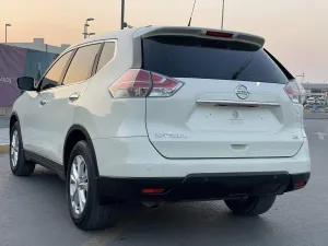 2015 نيسان اكس تريل S