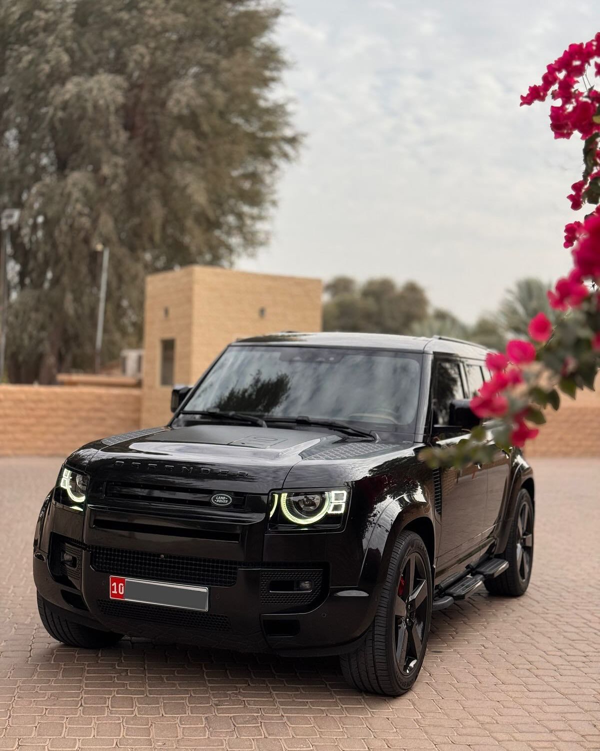 2020 لاند روفر ديفندر 110 HSE