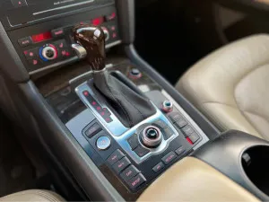 2011 اودي كيو٧ Premium Plus