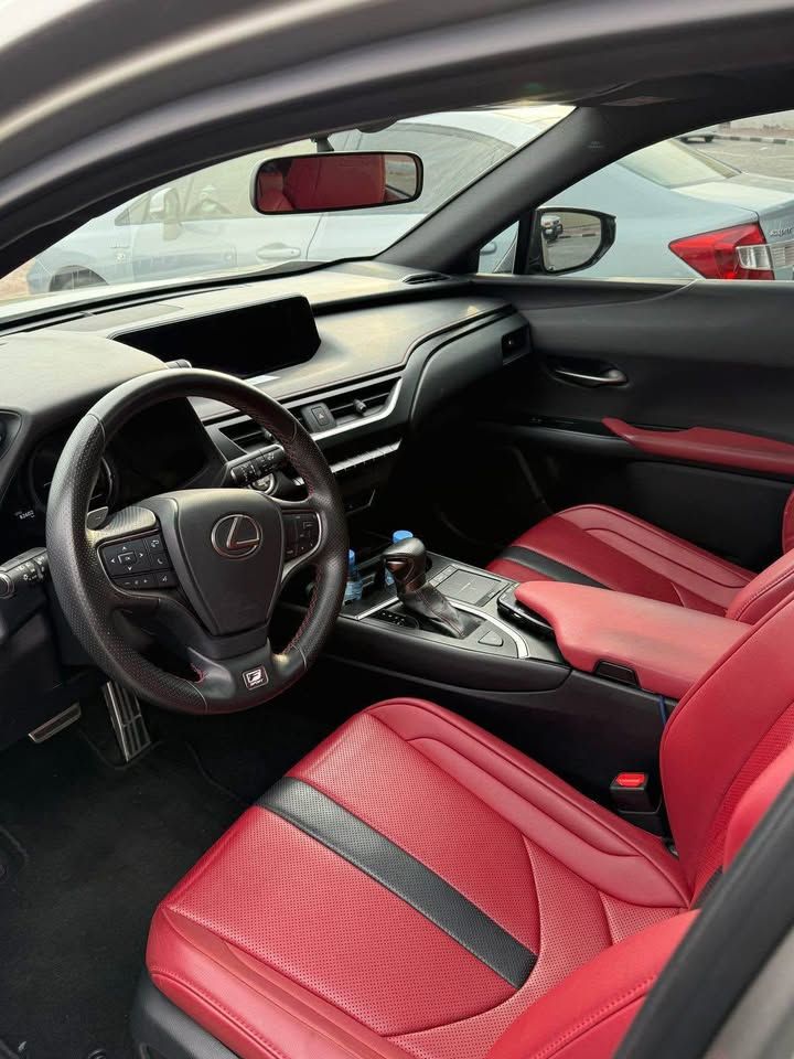 2022 لكزس UX - يو اكس UX 200 F Sport