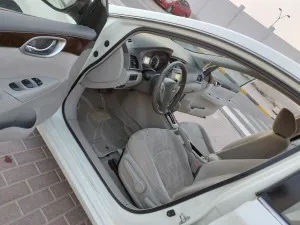 2015 نيسان سنترا SV