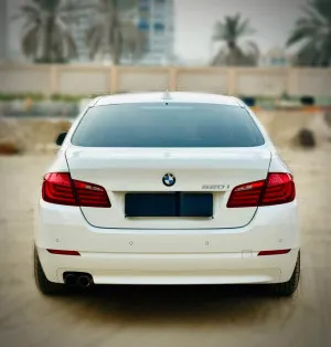 2013 بي أم دابليو الفئة - 5 520i