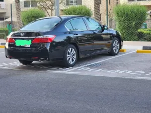 2016 هوندا أكورد Limited