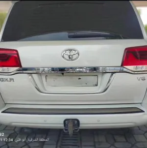 2020 Toyota Land Cruiser GXR