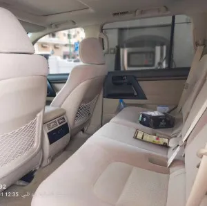 2020 Toyota Land Cruiser GXR