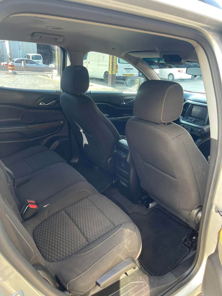 2018 GMC Acadia SL