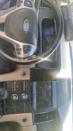 2013 Ford Taurus SE