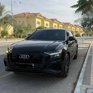 2019 Audi Q8 Premium