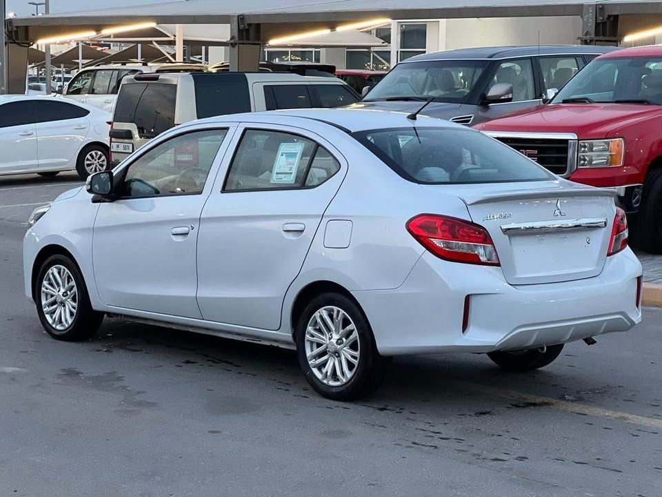 2021 Mitsubishi Attrage GLX