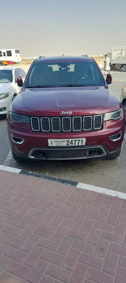 2017 جييب جراند شيروكي Trailhawk