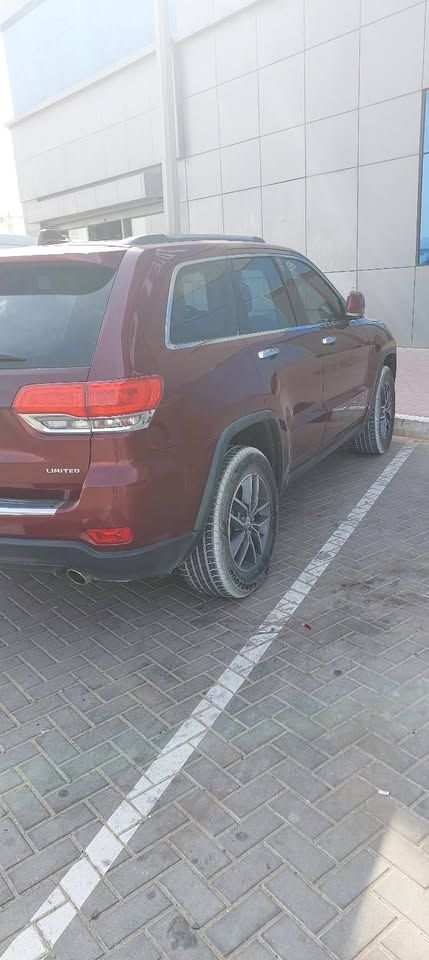 2017 جييب جراند شيروكي Trailhawk