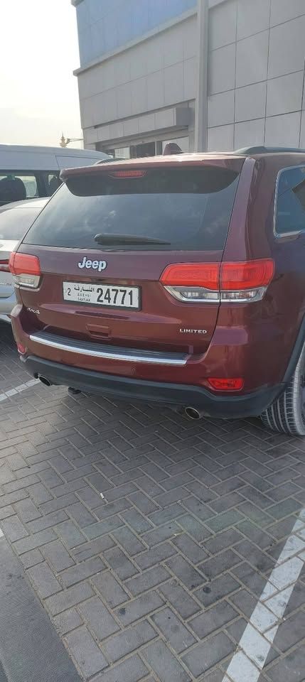 2017 جييب جراند شيروكي Trailhawk