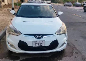 2013 هيونداي فوليستر standard