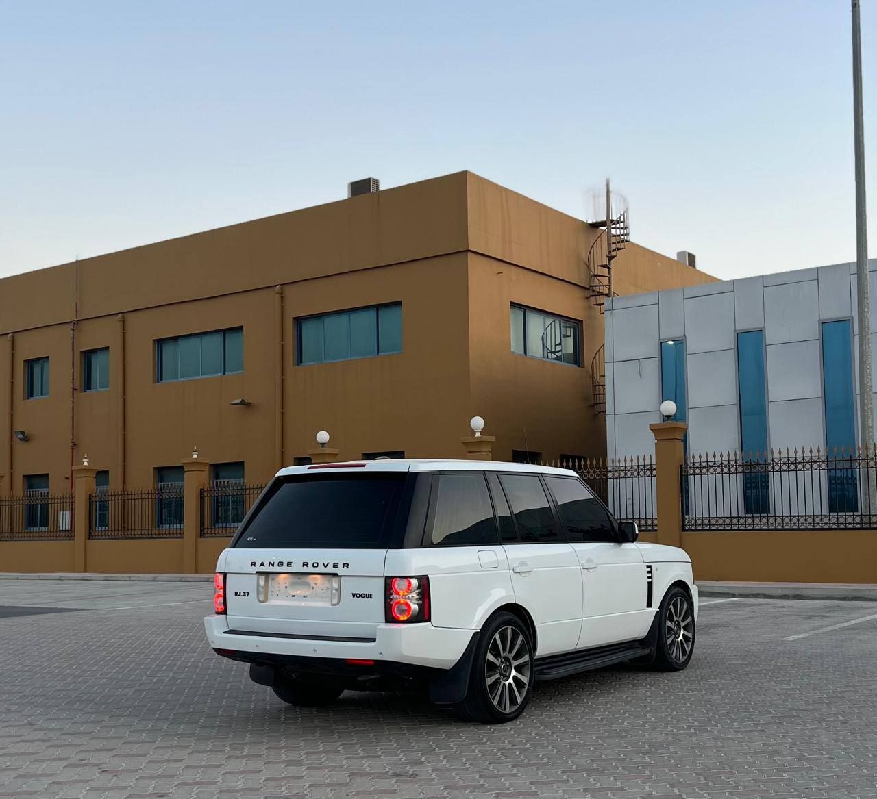 2012 Land Rover Range Rover HSE Supercharged