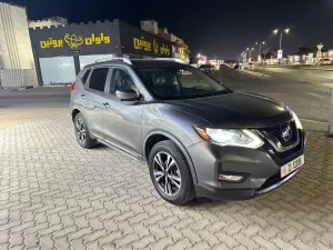 2018 نيسان روج SL