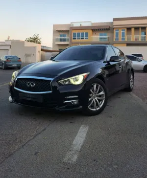 2017 إنفينيتي كيو٥٠ Red Sport 400