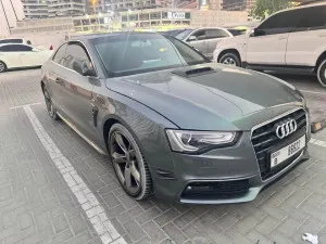 2013 اودي آي ٥ Prestige