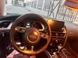 2013 اودي آي ٥ Prestige