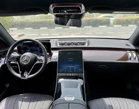 2021 مرسيدس-بنز الفئة - S S400