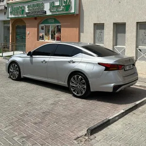 2019 Nissan Altima S