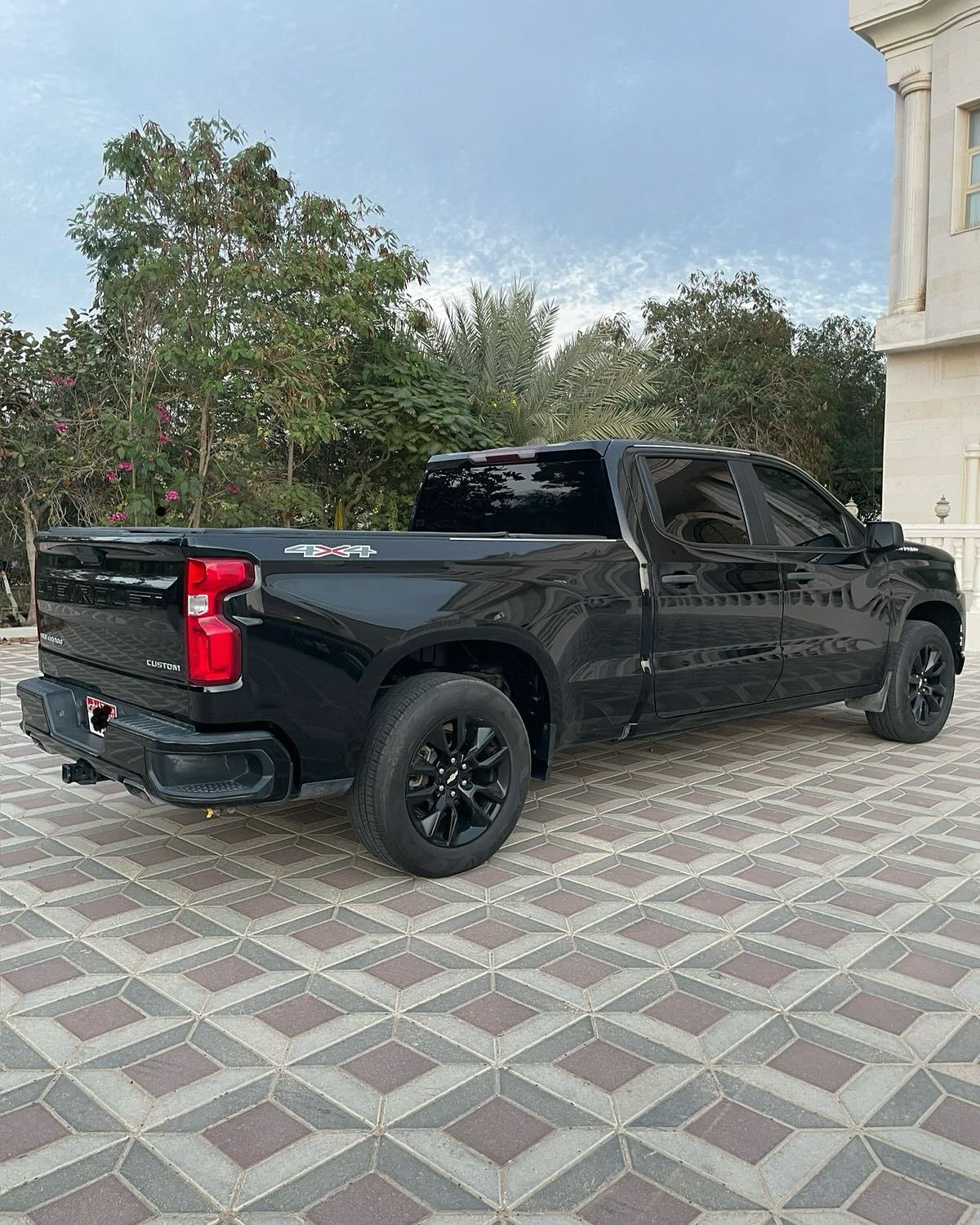 2021 شيفروليه سيلفرادو Custom