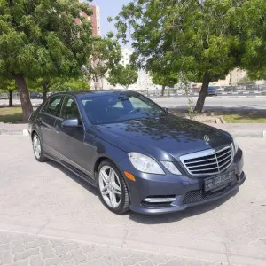 2013 مرسيدس-بنز الفئة - E E300 4Matic