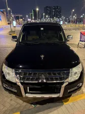 2015 ميتسوبيشي باجيرو GT