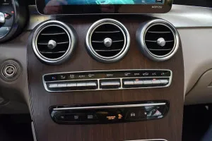 2020 Mercedes-Benz GLC GLC300